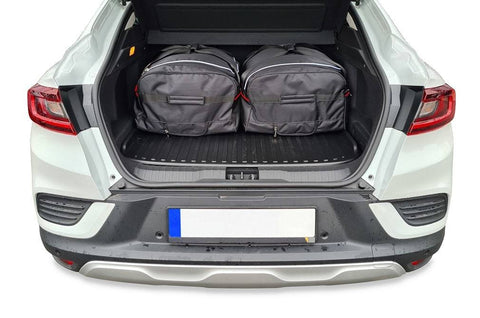 Perfect passende 4-delige Reistassen Set voor RENAULT ARKANA HYBRID 2021+ met 30% meer bagageruimte, gratis verzending & 3 jaar garantie.