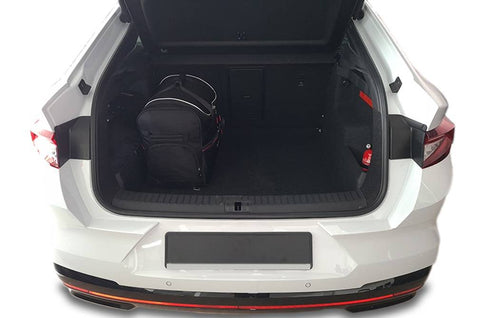 Reistassen Set op maat SKODA ENYAQ IV COUPE 2022+, 30% meer bagageruimte, 5 tassen (3 trolleys, 2 handbagage), gratis verzending NL & BE, 3 jaar garantie.