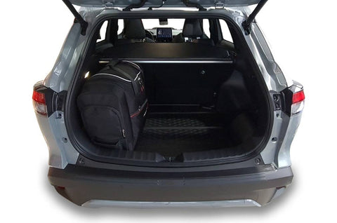 Reistassen Set op maat TOYOTA COROLLA CROSS HEV 2022+, 30% meer bagageruimte, 4 tassen (2 trolleys, 1 sporttas, 1 handbagage), gratis verzending NL & BE, 3 jaar garantie.